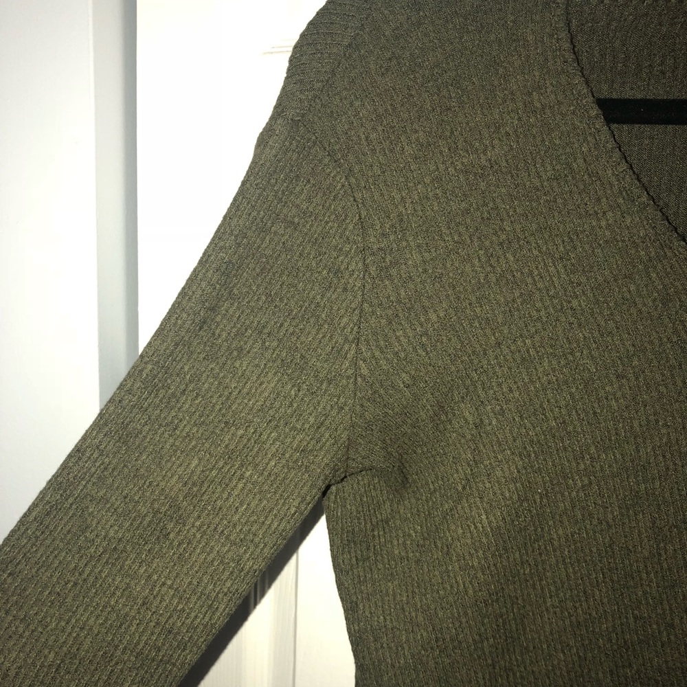 Long Sleeve Sweater - Picture 2 of 6